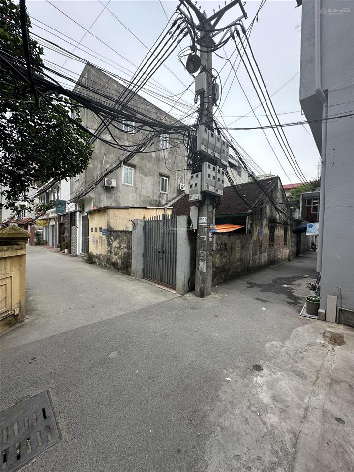 Hoa hậu vạn phúc  trung tâm  40m  mt 4m  ô tô đỗ cửa  10m ra ô tô tránh  giá chốt linh động
