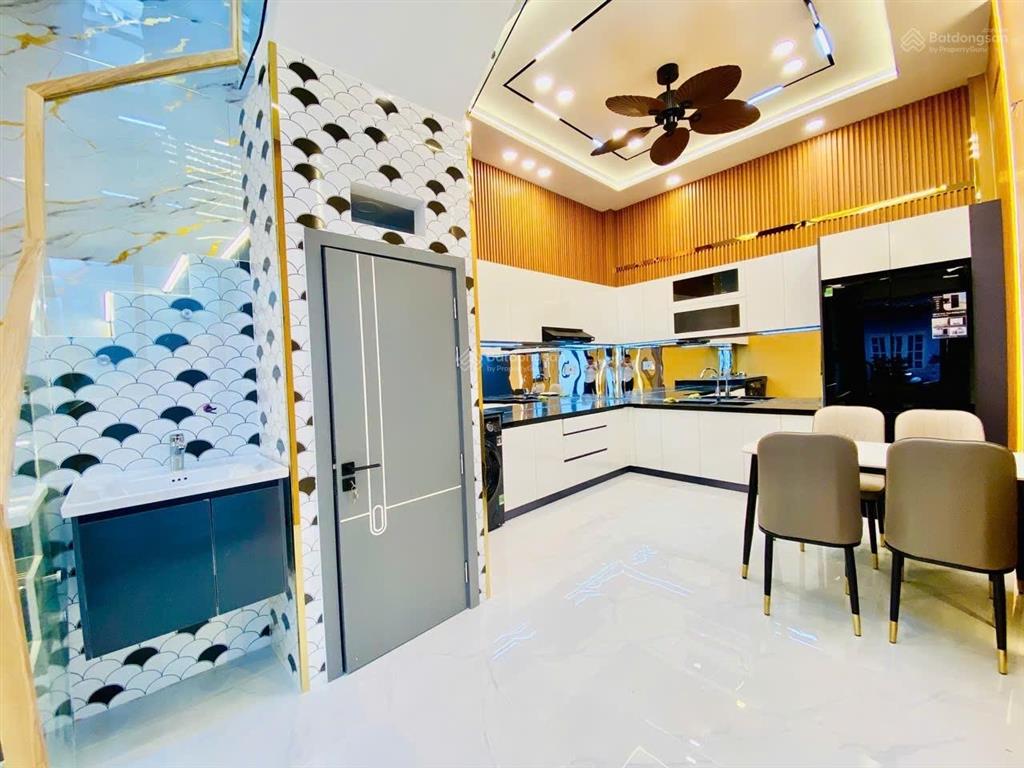 Nhà mới mua vào ở ngay phạm văn chiêu, p.14, gò vấp