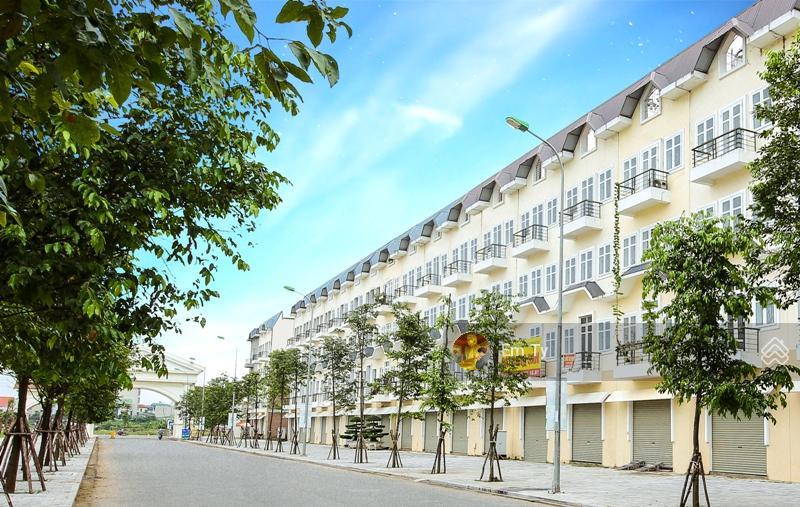 Bán nhà kdt dương nộichỉnh chủ rao bánđường rộng, vỉa hè thông thoáng2 mặt đường trước sau