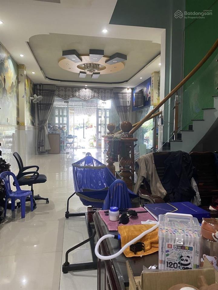 Nhà 3 lầu mái che thắng btct  kdc bình điền q8