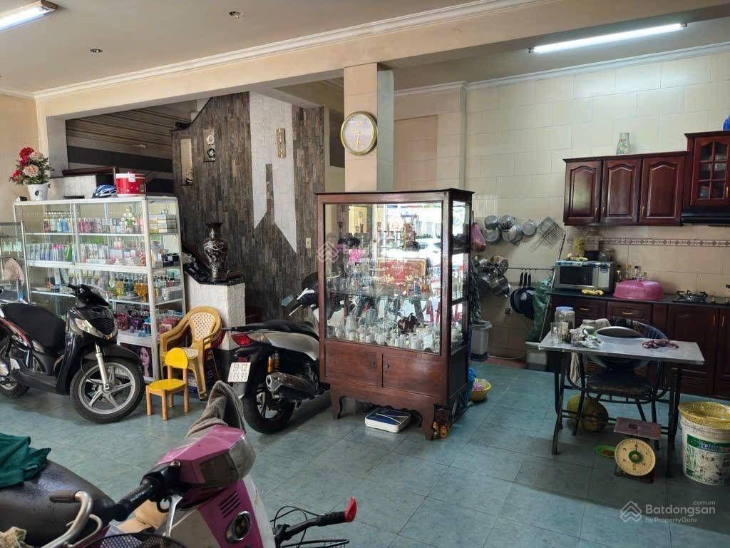 Chủ muốn bán trước tết nên giảm 300tr, giá chào mới 9,9 tỷ