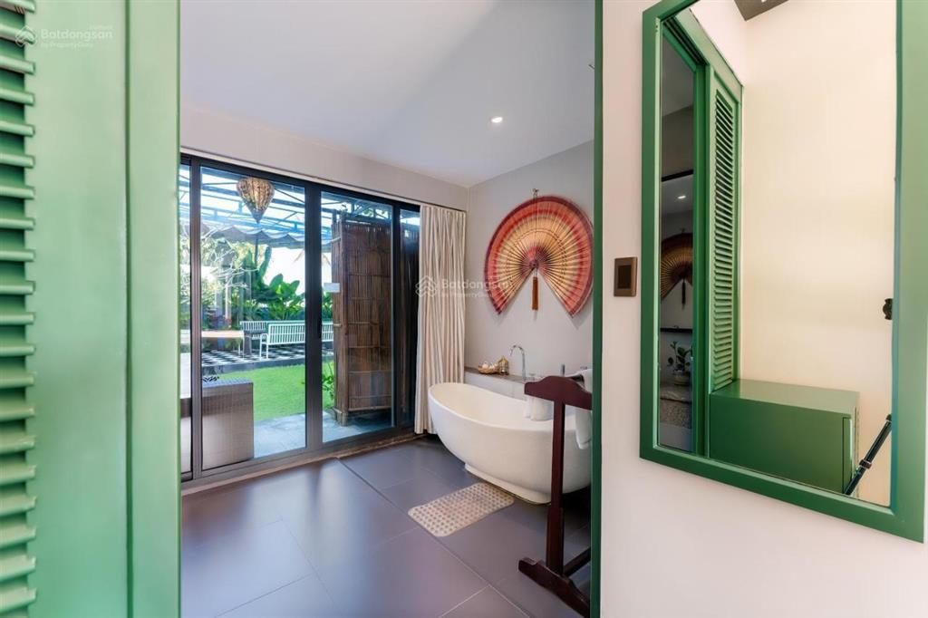 Bán hotel ở đường lý thái tổ hội an, 199 triệu / m2, 320 m2, view đẹp chỉ với 63 tỷ
