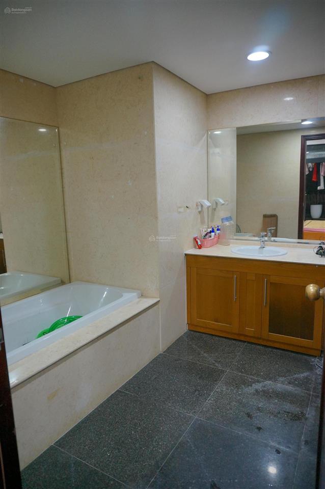 Bán cc royal city, nguyễn trãi, thượng đình, 13,8 tỷ, 104m2, hot! uy tín