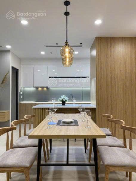 Em cần bán nhanh căn hộ 2pn full đồ tại dự án cao cấp the zei số 8 lê đức thọ  0775 190 ***