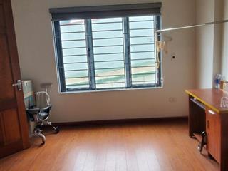 Chủ nhà cần tiền nên cần bán gấp căn nhà full nt ở xa la,ô tô đỗ gần.gía 6tỷ có tl