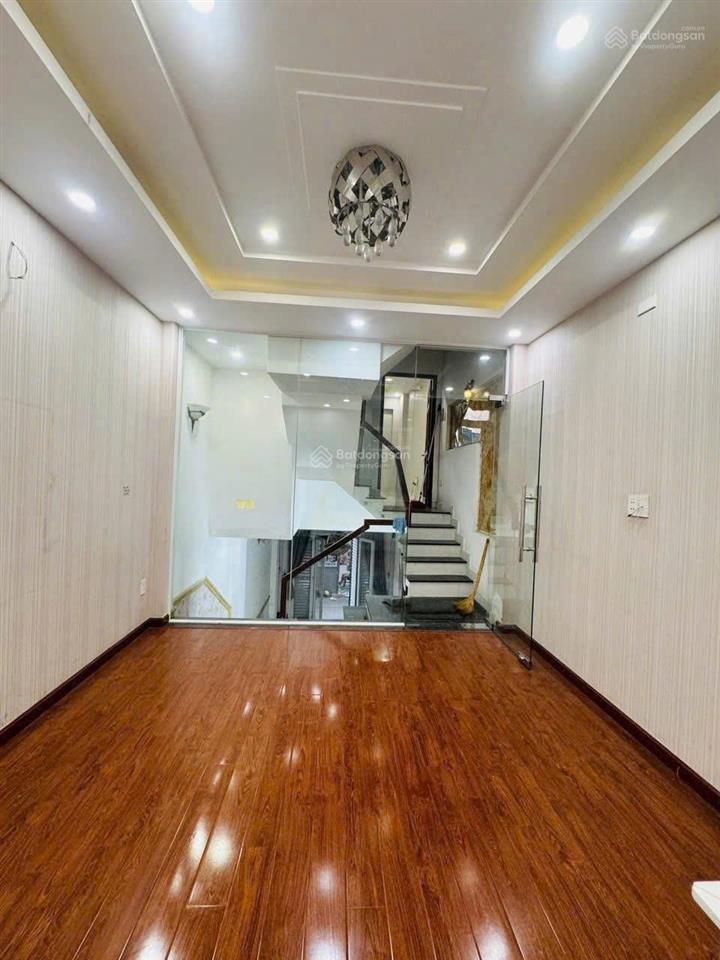 Nhà đẹp vũ tùng, bình thạnh 55m² 3pn 3wc, hẻm 6m xây 2 tầng sổ sẵn công chứng,  e ngay