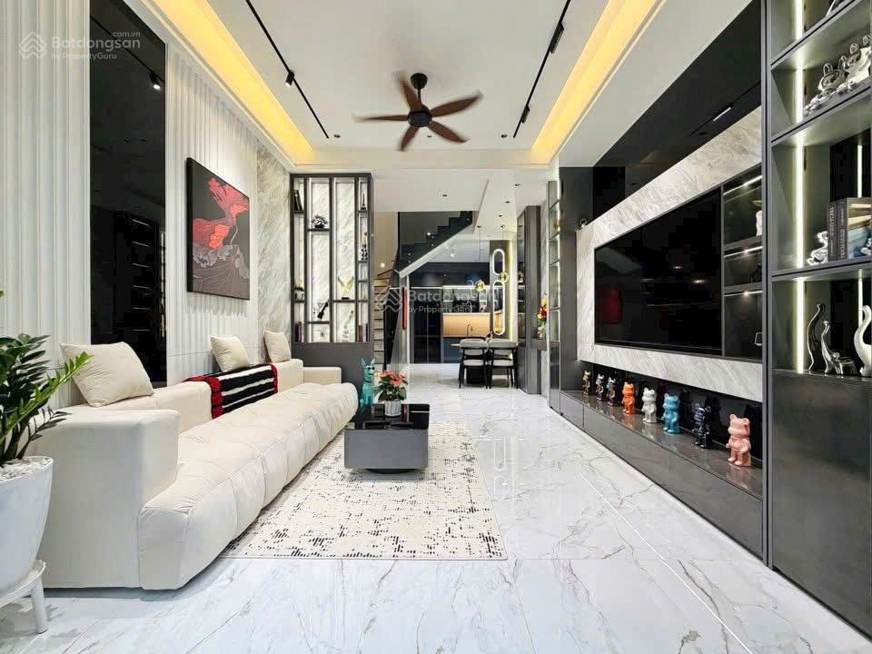 Một tài sảnhai giá trị. hẻm 6m bùi đình túy bình thạnh 50m². shr 2 tầng 3 pn gọi gấp e chỉ 5 tỷ 7