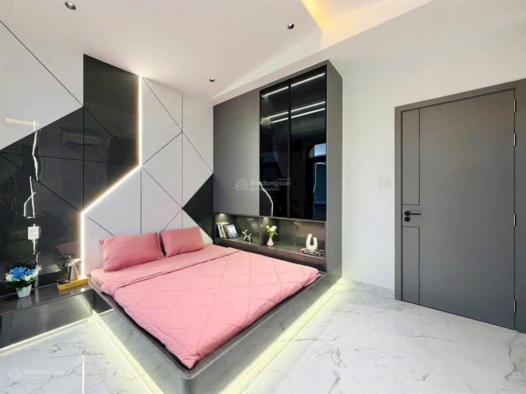 Một tài sảnhai giá trị. hẻm 6m bùi đình túy bình thạnh 50m². shr 2 tầng 3 pn gọi gấp e chỉ 5 tỷ 7