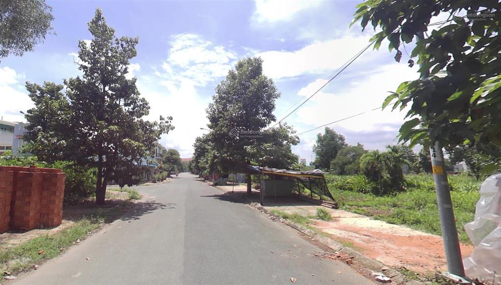 Đất đẹp nguyễn xiển  quận 9, gần thcs long bình  xây tự do, 60m2, sổ sẵn đường 8m alo e ngay