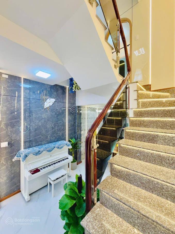 Bán nhà mặt tiền nguyễn văn khối, hẻm xe hơi tới nhà, full nội thất. giá bán 7 tỷ 600 triệu tl