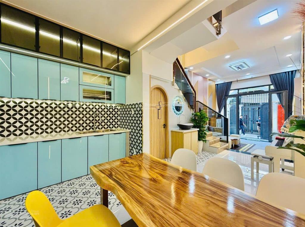 Bán nhà mặt tiền nguyễn văn khối, hẻm xe hơi tới nhà, full nội thất. giá bán 7 tỷ 600 triệu tl