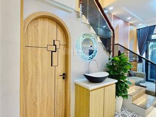 Bán nhà mặt tiền nguyễn văn khối, hẻm xe hơi tới nhà, full nội thất. giá bán 7 tỷ 600 triệu tl