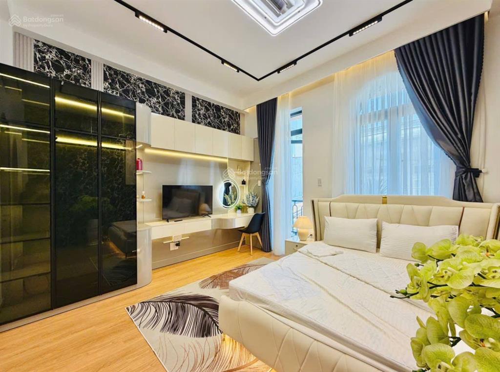 Bán nhà mặt tiền nguyễn văn khối, hẻm xe hơi tới nhà, full nội thất. giá bán 7 tỷ 600 triệu tl