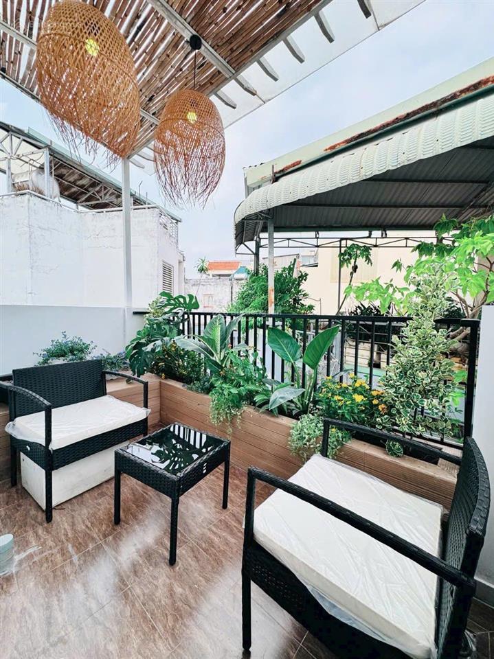 Nhà góc 2 mặt tiền nguyễn thái sơn, p5, gò vấp  5,5 tỷ tl ngay chợ gò vấp kế bên đh công nghiệp