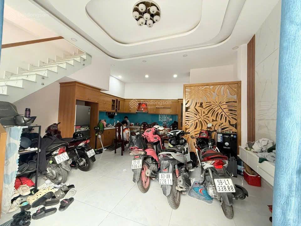 Bán nhà mới xây ngang 6m  đường số 8, p.11, gò vấp . đúc 3,5 tấm . giá tốt 5,98 tỷ (tl)