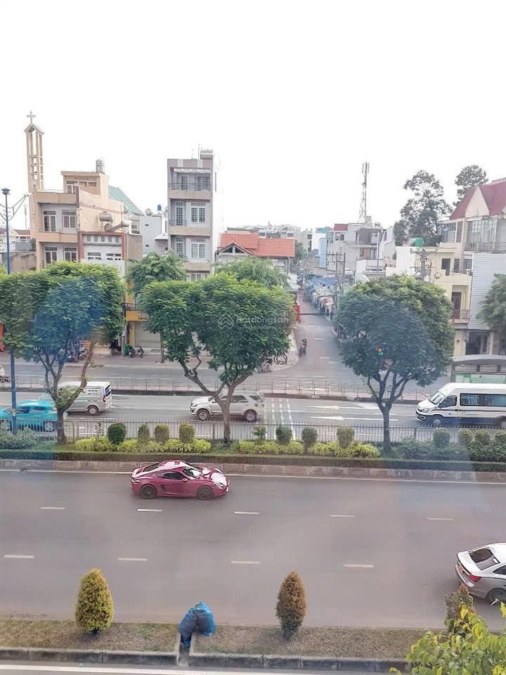 Chính chủ bán nhà 2 mt 476 trường chinh, quận 12, gần tham lương, 4x20m, 5 tầng, 14.7tỷ tl, hhmg 1%