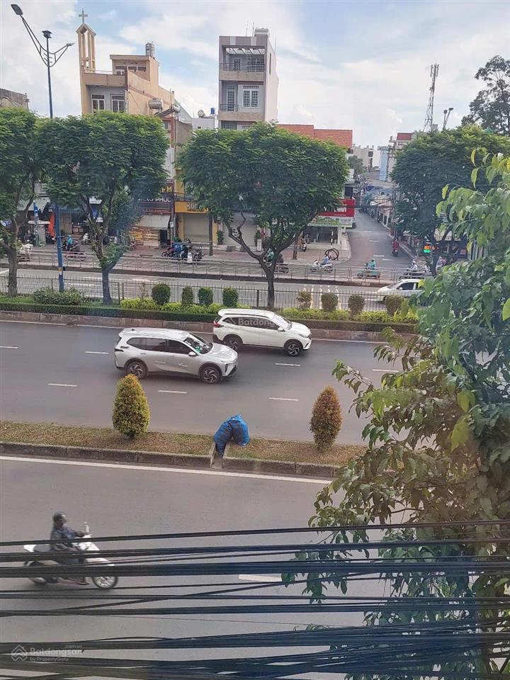 Chính chủ bán nhà 2 mt 476 trường chinh, quận 12, gần tham lương, 4x20m, 5 tầng, 14.7tỷ tl, hhmg 1%