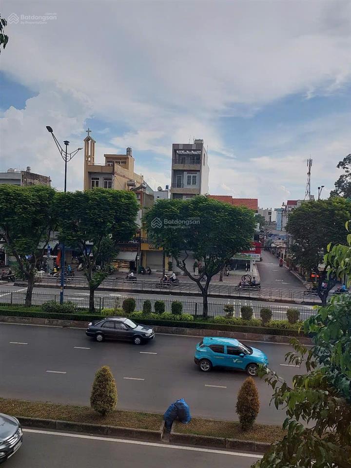 Chính chủ bán nhà 2 mt 476 trường chinh, quận 12, gần tham lương, 4x20m, 5 tầng, 14.7tỷ tl, hhmg 1%