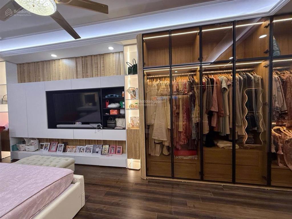 Bán nhà 7tầngthang máyhồ tùng mậuphân lôô tô đỗ cửagía 17.x tỷ