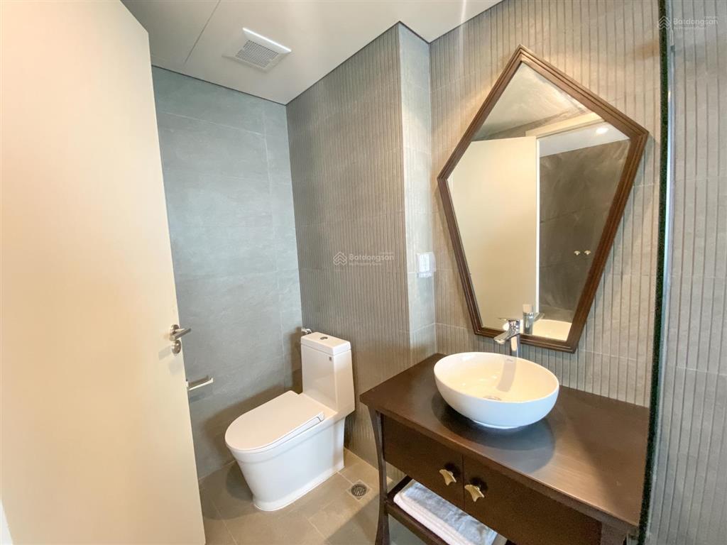 Nhượng lại condotel khoáng nóng wyndham thanh thủy  chỉ 1,6 tỷ