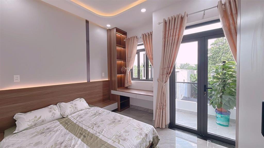 Cần bán nhà mới xây ngay picity