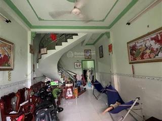 Bình tân, hồ văn long, nhà đẹp, 60 m2, 2 tầng, ngay ngã tư gò mây gần lê trọng tấn, giáp tân phú