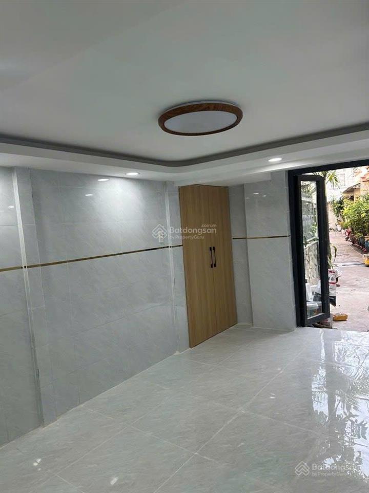 Nhà mới vào ở ngay, hẻm xe hơi tới cửa, âu cơ , 24 m2, 3 tầng, phường tân sơn nhì, tân phú.