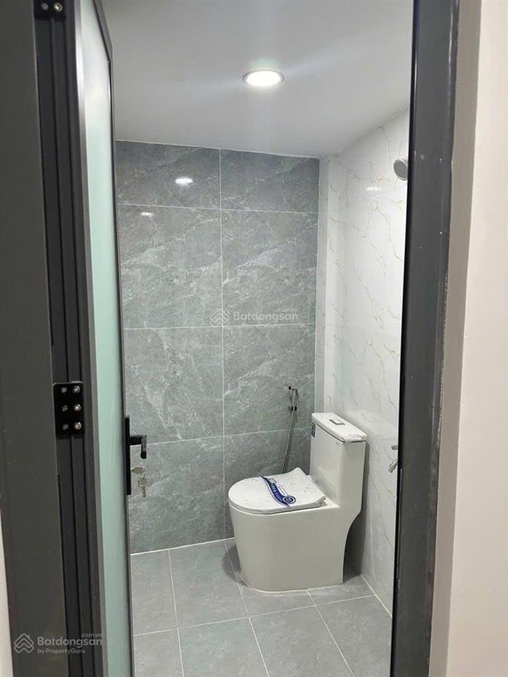 Nhà mới vào ở ngay, hẻm xe hơi tới cửa, âu cơ , 24 m2, 3 tầng, phường tân sơn nhì, tân phú.