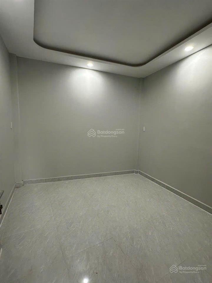 Nhà mới vào ở ngay, hẻm xe hơi tới cửa, âu cơ , 24 m2, 3 tầng, phường tân sơn nhì, tân phú.