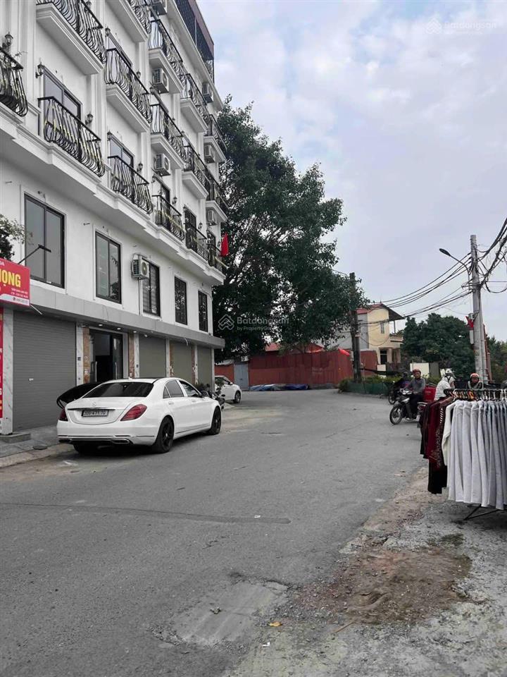 Bán 70.3m2 đất làng trong phố, đồng trì  thanh trì, 8,2 tỷ