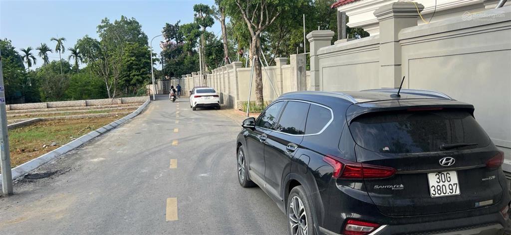 Bán lô đất trục chính đồng trạng gần chợ hòa lạc, cổng đh quốc gia, khu cnc hòa lạc, giá 35tr/m2