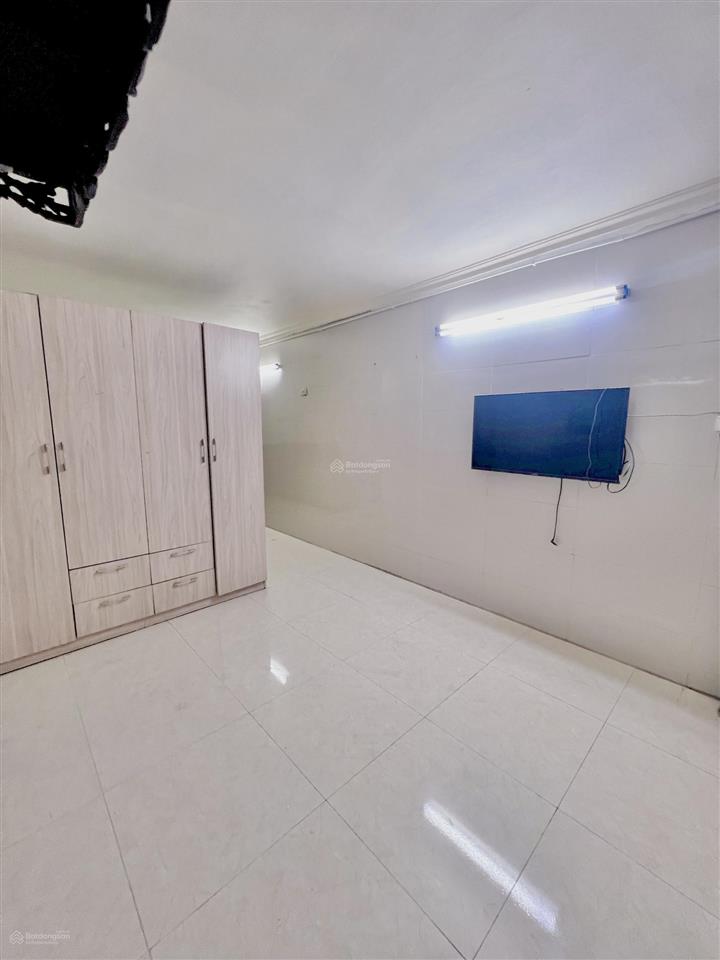 Bán nhà khu tập thể, không trung gian, có thương lượng