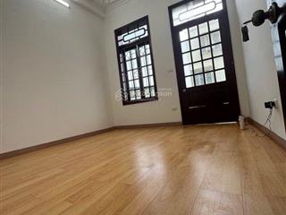 Bán nhà phố võ thị sáu, lô góc 40m2, mặt tiền 4m. giá 7,5 tỷ