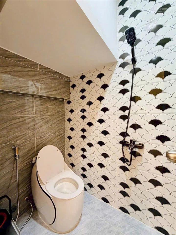 Duy nhất 1 căn! nhà đẹp hướng đông bùi đình túy, bt 42m2, 3pn/2wc ngõ 5m  giá sập hầm  shr