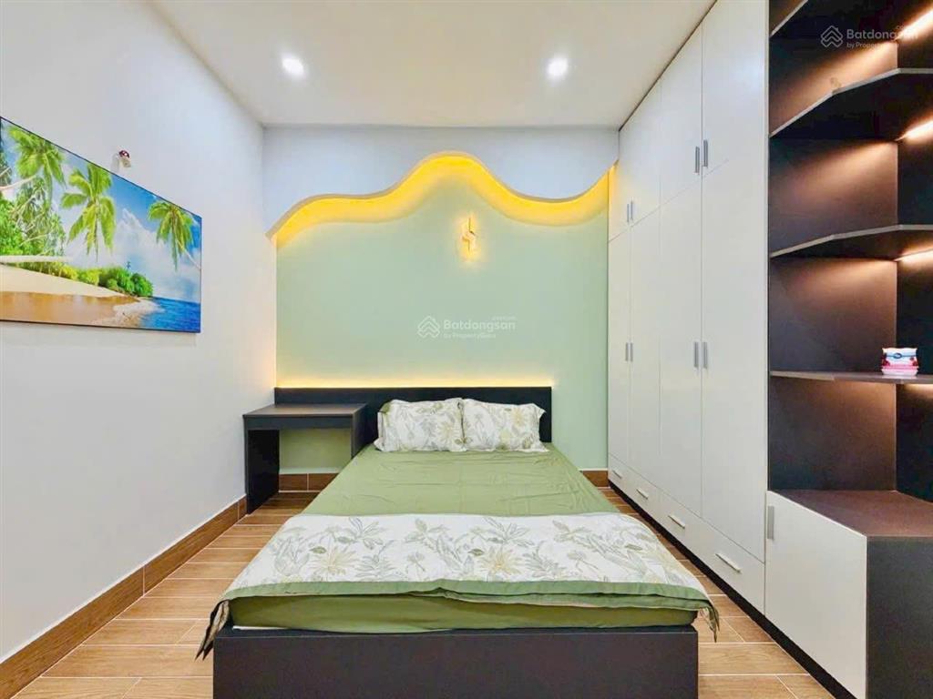 Duy nhất 1 căn! nhà đẹp hướng đông bùi đình túy, bt 42m2, 3pn/2wc ngõ 5m  giá sập hầm  shr