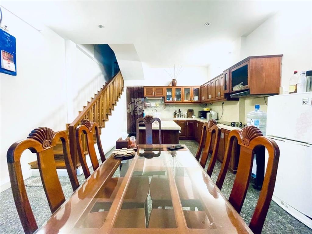 Sập hầm khủng  bán đất tặng nhà 4 tầng mới sát biển mỹ khê 300m  full gỗ xịn  chỉ 11.x tỷ