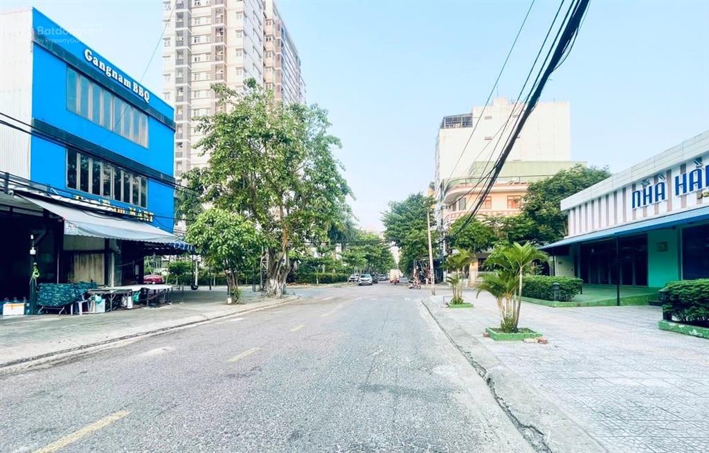 Sập hầm khủng  bán đất tặng nhà 4 tầng mới sát biển mỹ khê 300m  full gỗ xịn  chỉ 11.x tỷ
