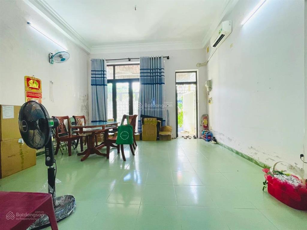 Giá chạm đáy! nhà 3 tầng 100m2 lõi hòa cường sát masterise & tòa tháp 69 tầng sun group chỉ 10.x tỷ