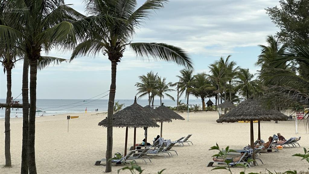 Bán đất mặt tiền phan tứ sát biển mỹ khê 276m2  ngang 12.2m chỉ 179 tr/m2  ngay phố tây an thượng