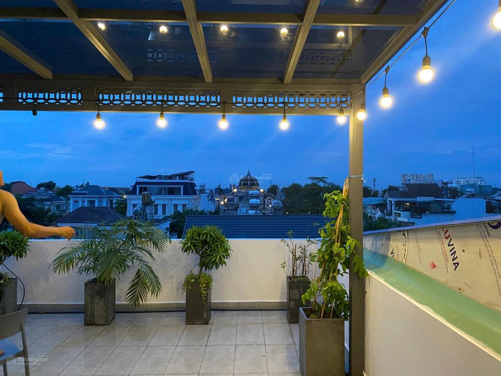 Bán nhà 5 tầng đường nguyễn thị tú, quận bình tân, 6x15m, thang máy, 15 chdv, thu 900tr/năm