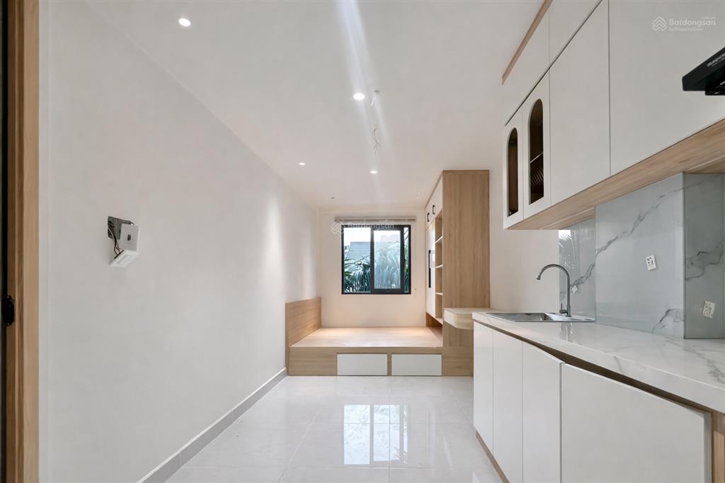 Bán nhà 5 tầng đường nguyễn thị tú, quận bình tân, 6x15m, thang máy, 15 chdv, thu 900tr/năm