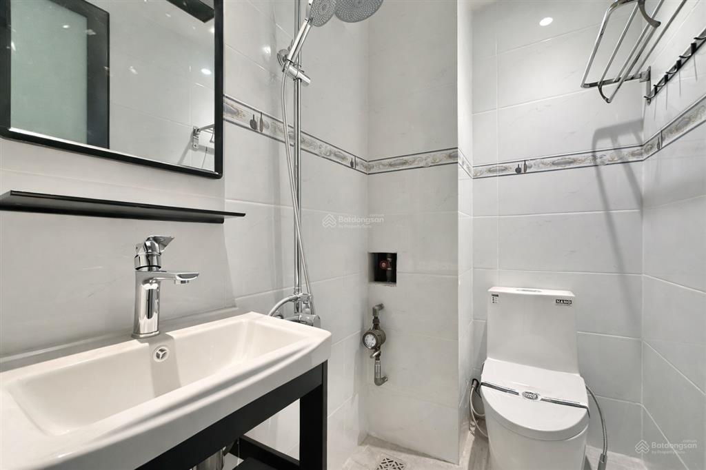 Bán nhà 5 tầng đường nguyễn thị tú, quận bình tân, 6x15m, thang máy, 15 chdv, thu 900tr/năm