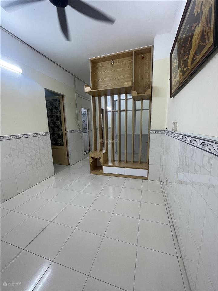 Cho thuê cc nguyên căn trung tâm q10, 3pn, 2wc, 2 máy lạnh, máy giặt