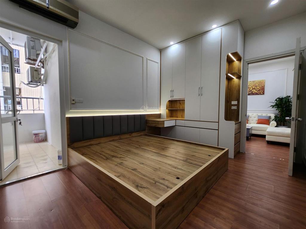Chính chủ bán gấp căn tầng 8, 54m, 2pn, 1vs giá 3,x tỷ tòa ct4 pcc1, ba la, hà đông. full nội thất