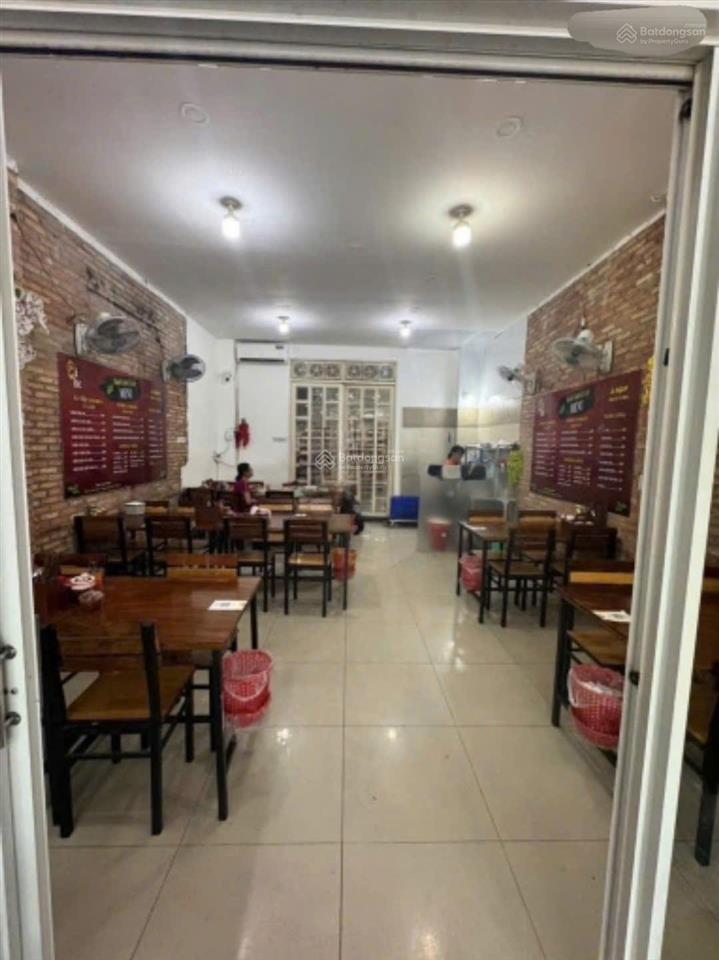 Bán gấp nhà đoàn nguyễn tuấn  an phú tây, bình chánh  sổ hồng riêng