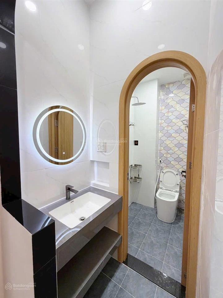 Bán nhà đường xe tải gần thức ăn gia súc mỹ tường, lê thị hồng gấm, p6, tp. mỹ tho