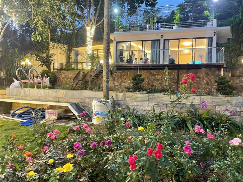 Homestay lương sơn chính chủ diện tích gần 2000m .có 400m² thổ cư