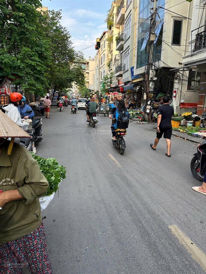 Bán nhà mặt phố tứ hiệp, vị trí đẹp cực phù hợp kinh doanh, giá ưu đãi cho khách thiện chí