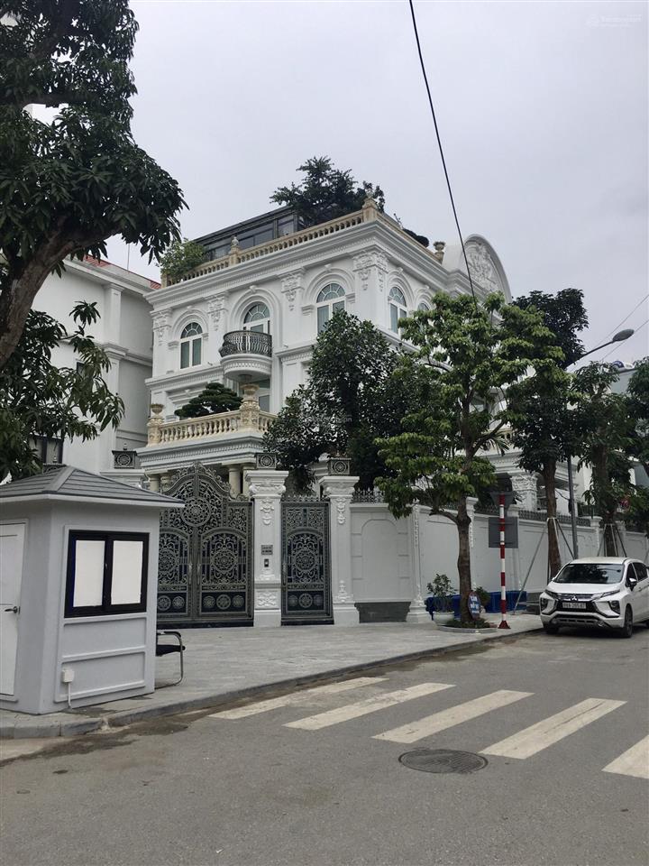 Biệt thự kđt him lam  vạn phúc. lô góc. cán bộ. mặt đường đôi. rộng 4 ô tô tránh. không qh. mt 28m