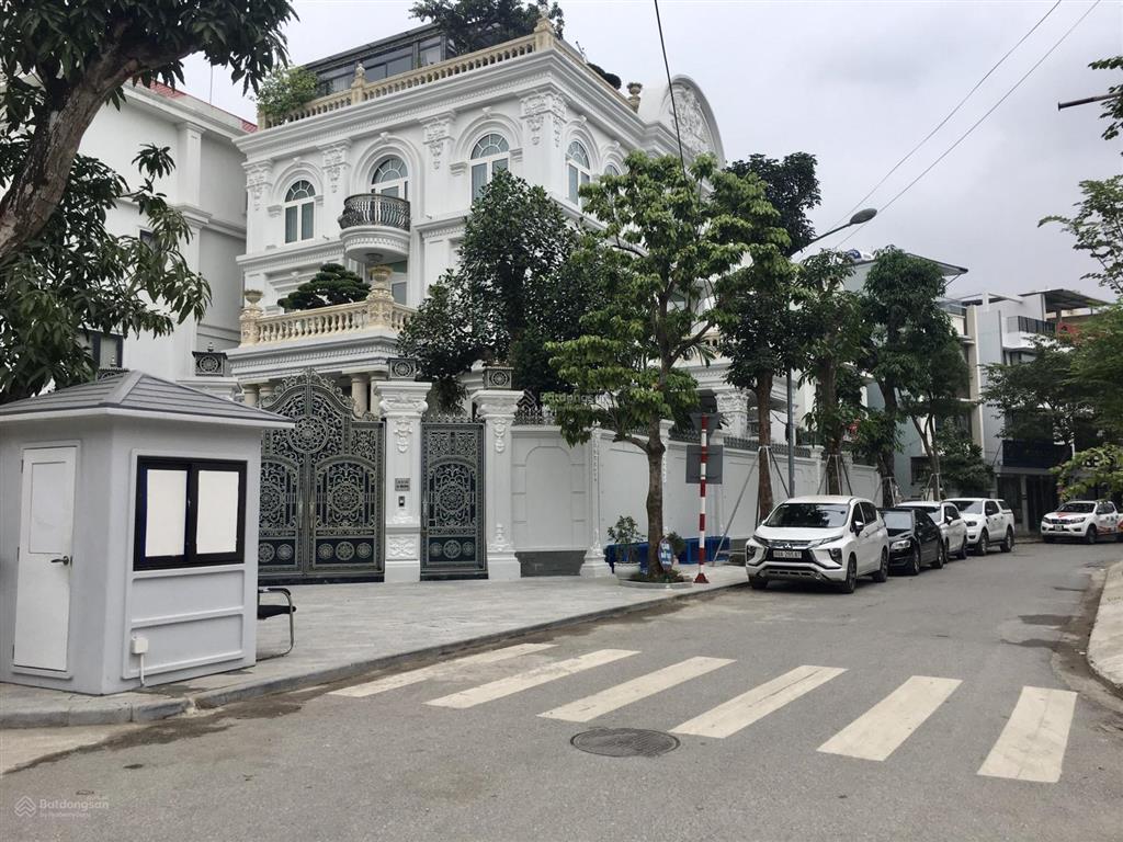 Biệt thự kđt him lam  vạn phúc. lô góc. cán bộ. mặt đường đôi. rộng 4 ô tô tránh. không qh. mt 28m